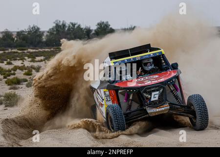 323 ZI Yungang (chn), WANG Zengrong (chn), BAIC ORC, G Rally Team OT3, Action während des Prologs der Abu Dhabi Desert Challenge 2023, 2. Runde der Saison 2023 W2RC, am 26. Februar 2023 in Al Dhannah, Abu Dhabi - Photo Julien Delfosse / DPPI Stockfoto