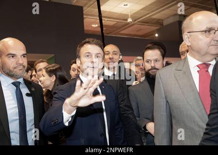 Paris, Frankreich. In Frankreich 25. Februar 2023. Der französische Präsident Emmanuel Macron eröffnet die 59. Internationale Landwirtschaftsmesse in Paris in Frankreich. Stockfoto