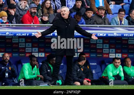 RCD Mallorca Cheftrainer Javier Aguirre während des Spiels La Liga zwischen RCD Espanyol und RCD Mallorca am 25. Februar im RCDE-Stadion in Barcelona, Spanien. (Foto: Sergio Ruiz PRESSIN) Stockfoto