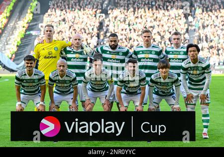 Glasgow, Großbritannien. 26. Februar 2023. Das keltische Team vor dem Spiel der schottischen Liga im Hampden Park, Glasgow. Der Bildausdruck sollte lauten: Neil Hanna/Sportimage Credit: Sportimage/Alamy Live News Stockfoto