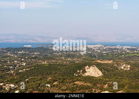 Kerkyra, Blick von Kaiserthron, Kaiserthron, Aussichtspunkt, Pelekas, Insel Korfu, Ionische Inseln, Griechenland Stockfoto