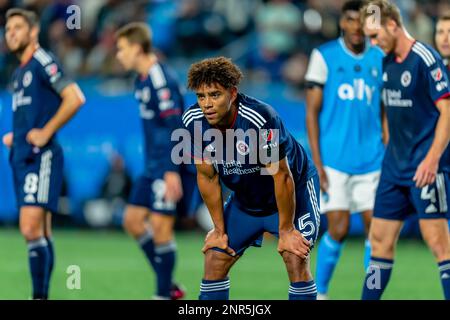 Charlotte, North Carolina, USA. 25. Februar 2023. New England Revolution Mittelfeldspieler BRANDON BYE (USA) spielt im Bank of America Stadium in Charlotte, North Carolina, USA, gegen den Charlotte FC. Die New England Revolution gewinnt das Spiel, 1:0. (Kreditbild: © Walter G. Arce Sr./ZUMA Press Wire) NUR REDAKTIONELLE VERWENDUNG! Nicht für den kommerziellen GEBRAUCH! Stockfoto