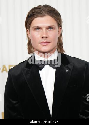 Sam Computer wird am Sonntag, den 26. Februar 2023, bei den Annual Screen Actors Guild Awards 29. auf der Fairmont Century Plaza in Los Angeles, Kalifornien, eintreffen. (Foto: Sthanlee B. Mirador/Sipa USA) Stockfoto