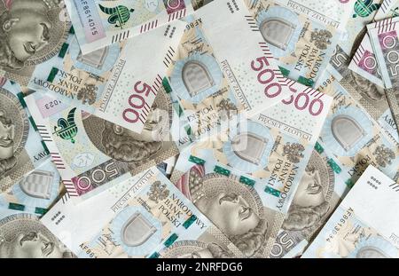 500 polnische Zloty-Banknoten. PLN zł oder złoty, die offizielle Währung Polens. 500 złotych Scheine, Papierrechnungen. Stockfoto