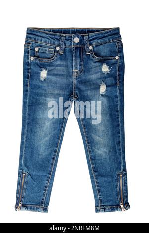 Mädchenjeans isoliert. Elegante, trendige, modische Jeans für Damen, isoliert auf weißem Hintergrund. Beschneidungspfad. Modische Denimhose für Kinder Stockfoto