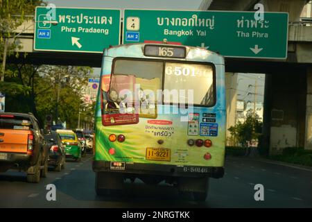 Bus auf den Straßen von Bangkok Thailand Stockfoto