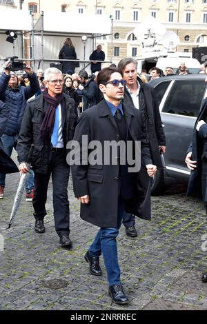 Rom, Italien. 27. Februar 2023. Pier Silvio Berlusconi .Rom, Beerdigung von Maurizio Costanzo. 27. Februar 2023 Guthaben: dpa/Alamy Live News Stockfoto