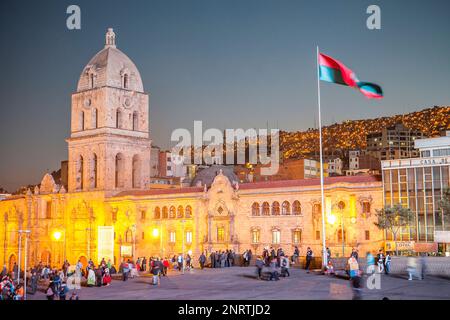 Plaza de San Francisco, im Hintergrund Kirche San Francisco, La Paz, Bolivien Stockfoto