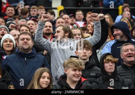 Castleford, England - 26. Februar 2023 - Heilige Fans. Rugby League Betfred Super League Runde zwei, Castleford Tigers gegen St. Helens im Mend-A-Hose Stadium, Castleford, Großbritannien Stockfoto