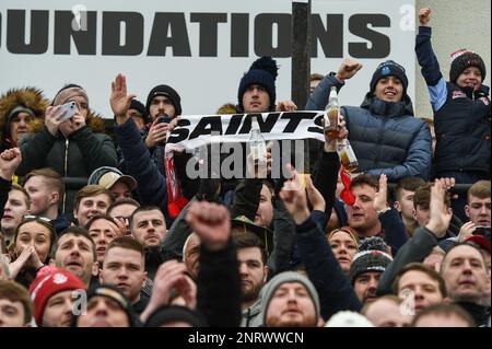 Castleford, England - 26. Februar 2023 - Heilige Fans. Rugby League Betfred Super League Runde zwei, Castleford Tigers gegen St. Helens im Mend-A-Hose Stadium, Castleford, Großbritannien Stockfoto