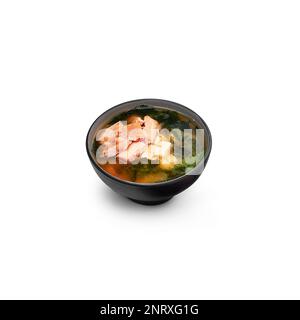 Miso Suppe Lachs schwarz Gericht weiß Hintergrund isoliert Stockfoto