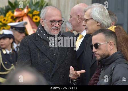Rom, Italien. 27. Februar 2023. Vittorio Sgarbi Rom, Beerdigung von Maurizio Costanzo. 27. Februar 2023 Guthaben: dpa/Alamy Live News Stockfoto