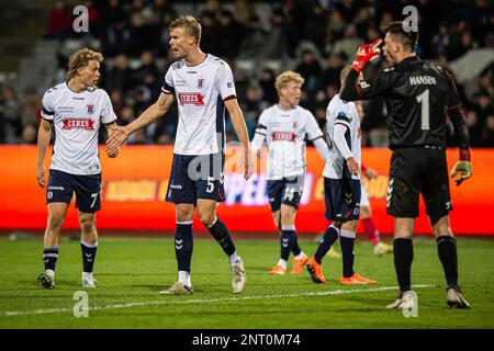 Aarhus, Dänemark. 26., Februar 2023. Frederik Tingager (5) von der AGF während des 3F stattfindenden Superliga-Spiels zwischen Aarhus GF und Silkeborg IF im Ceres Park in Aarhus. (Foto: Gonzales Photo - Morten Kjaer). Stockfoto