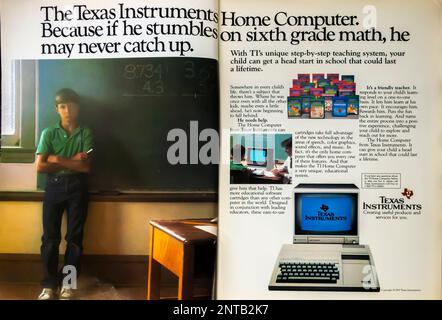 Texas Instruments Home Computer Werbeanzeige in einem NatGeo Magazin, November 1983 Werbung für TI Lehrsystem. Stockfoto