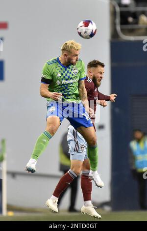 26. Februar 2023: Seattle Sounders Forward Jordan Morris (13) geht beim MLS-Fußballspiel zwischen den Colorado Rapids und dem Seattle Sounders FC auf dem Lumen Field in Seattle, WA, um einen Kopfsprung. Seattle besiegte Colorado 4-0. Korrigiert eine frühere Version dieses Fotos mit einer falschen Überschrift. Steve Faber/CSM Stockfoto