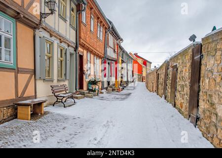 Weltkulturerbe Quedlinburg im Winter mit Schneewintereindrücken Stockfoto