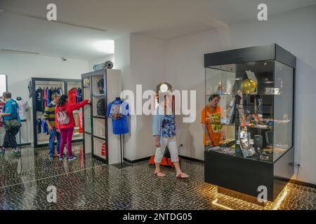 CR7 Museum, Av. Sa Carneiro, Funchal, Madeira, Portugal Stockfoto