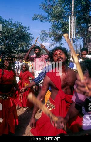 Velichappadu oder Oracles in Bharani Festival in Kodungallur, Kerala, Indien, Asien Stockfoto