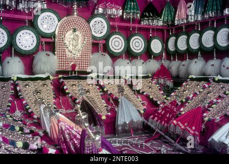 Chamayam, eine Ausstellung von Ornamenten des Pooram Festivals in Thrissur Trichur, Kerala, Südindien, Indien, Asien Stockfoto