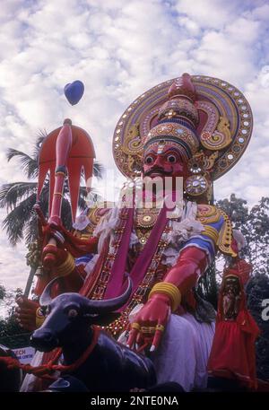 Bhima in Kumbha Bharani Festival im Chettikulangara Bhagavathy Tempel, Kerala, Südindien, Indien, Asien Stockfoto