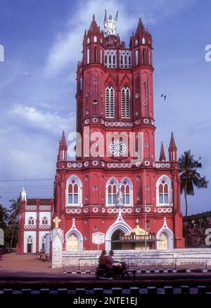 St. Josephs lateinisch-katholische Metropolitankathedrale in Palayam in Thiruvananthapuram Trivandrum, Kerala, Südindien, Indien, Asien Stockfoto