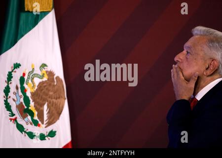 Nicht exklusiv: 27. Februar 2023, Mexiko-Stadt, Mexiko: Mexikanischer Präsident Andres Manuel Lopez Obrador bei der täglichen morgendlichen Pressekonferenz im Nati Stockfoto