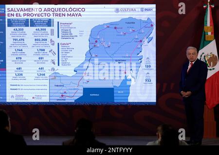 Nicht exklusiv: 27. Februar 2023, Mexiko-Stadt, Mexiko: Mexikanischer Präsident Andres Manuel Lopez Obrador bei der täglichen morgendlichen Pressekonferenz im Nati Stockfoto