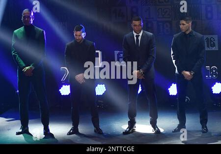 Paris, Frankreich. 27. Februar 2023, Lionel Messi, Kylian Mbappe und Achraf Hakimi bei den Best FIFA Football Awards 2022 am 27. Februar 2023 in Paris, Frankreich. Foto: Steve McMay/ABACAPRESS.COM Stockfoto