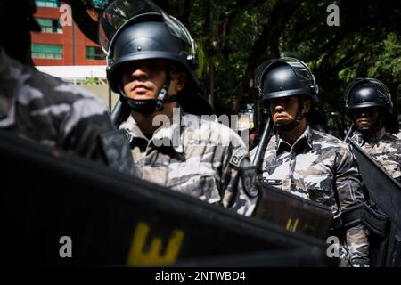 Salvador, Bahia, Brasilien - 07. September 2016: Am brasilianischen Unabhängigkeitstag werden Aufruhr-Truppen beobachtet. Salvador, Bahia. Stockfoto