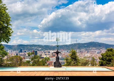 Skulptur „Sun, Moon and One Star“ (1968) von Joan Miro, Joan Miró Foundation, Barcelona, Spanien Stockfoto