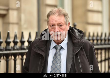 London, Vereinigtes Königreich, 28. Februar 2023. Sammy Wilson, Abgeordneter der Demokratischen Unionistischen Partei für East Antrim, wird in Westminster gesehen. Kredit: Thomas Krych/Alamy Live News Stockfoto