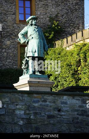 S die Aussicht von oben ist sehr schön und man kann sogar die ganze Stadt sparrenburg, ein Schloss in Bielefeld NRW, beobachten Stockfoto