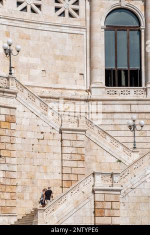 Ein Detail der Bastioni Saint Remy, ein Gebäude aus dem frühen XX. Jahrhundert, einer der Höhepunkte des historischen Zentrums von Cagliari, Sardinien, Italien Stockfoto