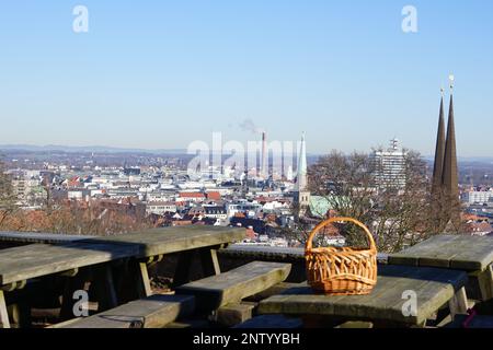 Picknick in einer Stadt wie Bielefeld Stockfoto