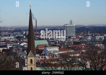 Ein Schloss in Europa namens Sparrenburg in Bielefeld, Luftaufzeichnung Bielefeld Stockfoto