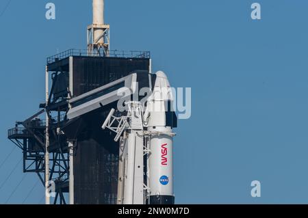 SpaceX/NASA Crew-6 Crew Dragon Capsule auf LC-39A Stockfoto