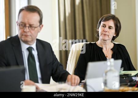 Antwerpen. Belgien, 28./02./2023, Katia Waegemans auf einer Pressekonferenz, um die 2022-Jahres-Ergebnisse der Veranstaltung Ackermans & Van Haaren am Dienstag, den 28. Februar 2023 in Antwerpen bekannt zu geben. BELGA FOTO TOM GOYVAERTS Stockfoto