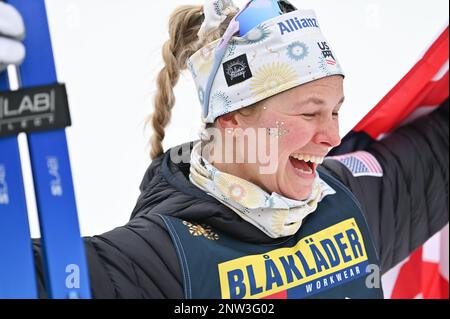 Planica, Slowenien. 28. Februar 2023. American Jessie Diggins, nachdem sie bei den FIS Nordic Ski World Championships 2023 in Planica, Slowenien, das Freistil-Rennen 10-K für Frauen gewonnen hatte. John Lazenby/Alamy Live-Nachrichten Stockfoto
