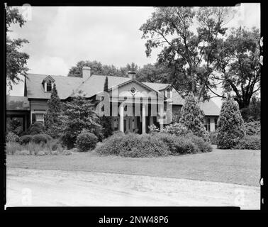 Dr. Baird House, Wynnton Road, Lockwood St., Columbus, Muscogee County, Georgia. Carnegie Survey of the Architecture of the South (Carnegie-Umfrage zur Architektur des Südens). Vereinigte Staaten, Georgia, Muscogee County, Columbus, Häuser, Säulen, Dormers, Pediküre. Stockfoto