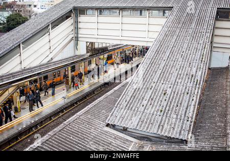 U-Bahn, Marunouchi-Linie, Ochanomizu-Station, Tokio, Japan. Stockfoto