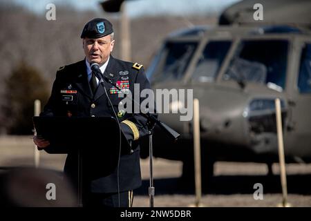 Generalmajor Thomas H. Mancino, Generaladjutant von Oklahoma, spricht während der bahnbrechenden Zeremonie für das neue Oklahoma National Guard Joint Operations Center in Chandler, Oklahoma, am 17. Februar 2023. (Foto der Oklahoma National Guard von Anthony Jones) Stockfoto