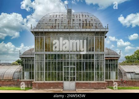 Nantes in Frankreich, Gewächshaus im Jardin des Plantes, einem Garten in der Stadt Stockfoto