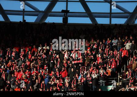 London, Großbritannien. 26. Februar 2023. Manchester-Utd-Unterstützer. Carabao Cup Finale 2023, Manchester Utd gegen Newcastle Utd im Wembley Stadium in London am Sonntag, den 26. Februar 2023. Nur redaktionelle Verwendung. Bild von Andrew Orchard/Andrew Orchard Sportfotografie/Alamy Live News Credit: Andrew Orchard Sportfotografie/Alamy Live News Stockfoto