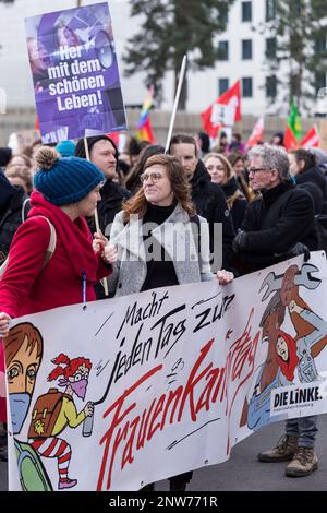 Berlin, Deutschland 3./8/2020. März zum Internationalen Frauentag in Berlin. Stockfoto