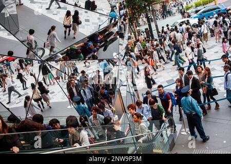 Tokyu Plaza von Hiroshi Nakamura in Omotesando Straße. Tokyo. Japan. Stockfoto