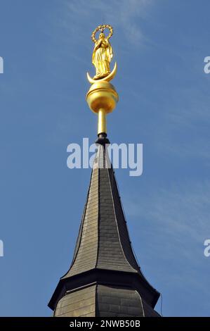 Stadtturm, Mestská veža, Trnava, Slowakei. Várostorony, Nagyszombat, Szlovákia. Stockfoto