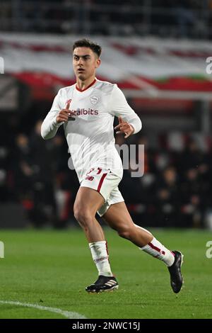 Cremona, Italien. 28/02/2023, Paulo Dybala von AS Roma während des Fußballspiels der Italienischen Serie A zwischen den USA Cremonese ALS Roma am 28. Februar 2023 im Stadion Giovanni Zini in Cremona, Italien. Foto: Tiziano Ballabio Stockfoto