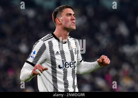 Turin, Italien. 28. Februar 2023. Dusan Vlahovic vom FC Juventus reagiert während des Fußballspiels der Serie A zwischen dem FC Juventus und dem FC Turin im Stadion Juventus in Torino (Italien) am 28. Februar 2023. Foto Giuliano Marchisciano/Insidefoto Credit: Insidefoto di andrea staccioli/Alamy Live News Stockfoto