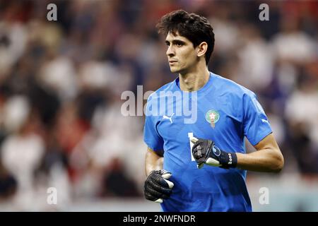 TORWART Yassine Bounou AUS AL KHOR und Marokko während des Halbfinalspiels der FIFA-Weltmeisterschaft Katar 2022 zwischen Frankreich und Marokko am 14. Dezember 2022 im Al Bayt Stadium in Al Khor, Katar. AP | niederländische Höhe | MAURICE AUS STEIN Stockfoto