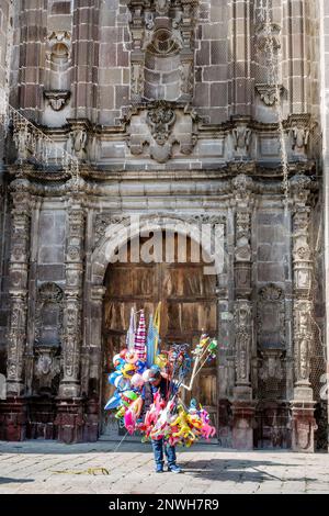 San Miguel de Allende Guanajuato Mexiko, historisches Zentrum Zona Centro, Iglesia de San Francisco St. Francis Church, Seiteneingang, Balloo Stockfoto